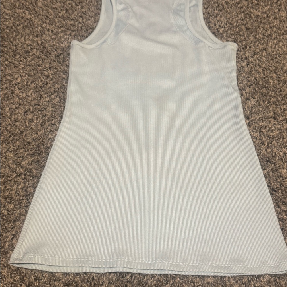Under Armour Ice Blue Sleeveless Tank Top Heat Gear